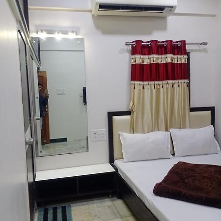 Hotel Roshan Palace Ambaji Buitenkant foto
