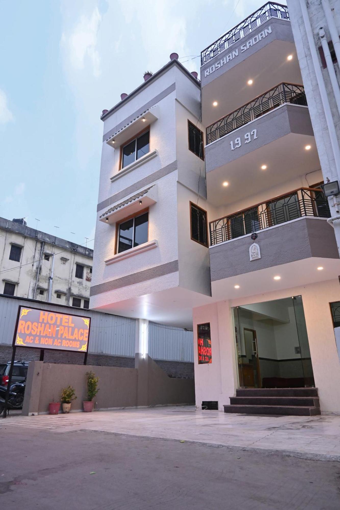 Hotel Roshan Palace Ambaji Buitenkant foto